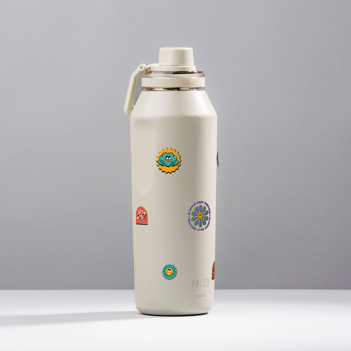Garrafa Térmica PACCO Vyta 1200ml Retrô Good Vibes Creme, foto de estúdio