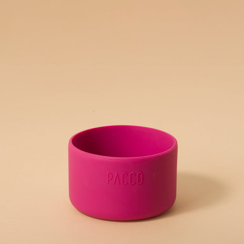 Capa de Silicone PACCO Hydra Base Grande em rosa para proteção das garrafas, destacando estilo e encaixe preciso.