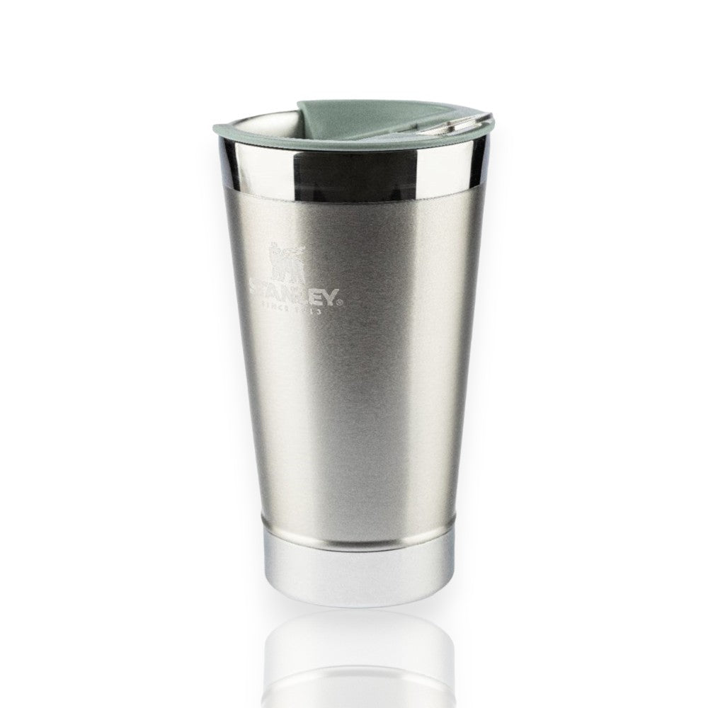 Copo Térmico de Cerveja com tampa Stanley 473ml em aço inoxidável com isolamento térmico para manter bebidas geladas por 4 horas.