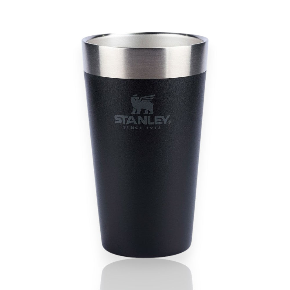 Copo Térmico de Cerveja Stanley - 473ml em preto, com isolamento a vácuo e design elegante para bebidas geladas ou quentes.