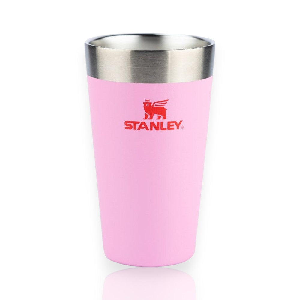 Copo Térmico de Cerveja Stanley - 473ml rosa com isolamento a vácuo, mantendo bebidas geladas ou quentes por horas.