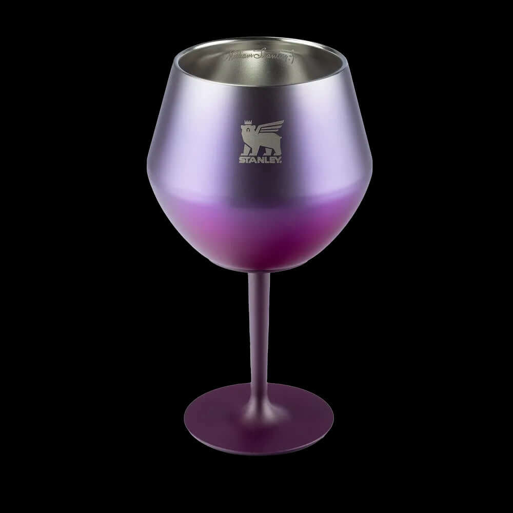 Taça Térmica Cocktail Glass Stanley 414ml com design elegante e isolamento térmico para drinques sofisticados.