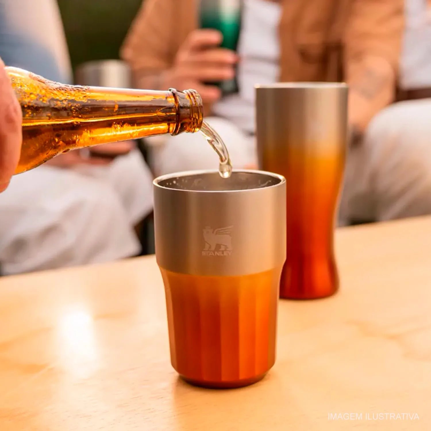 Beer Tumbler Happy Hour Stanley - 384ml