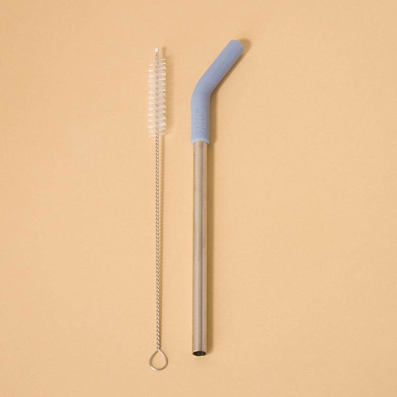 Eco Canudo em Inox - PACCO com escova de limpeza em fundo bege