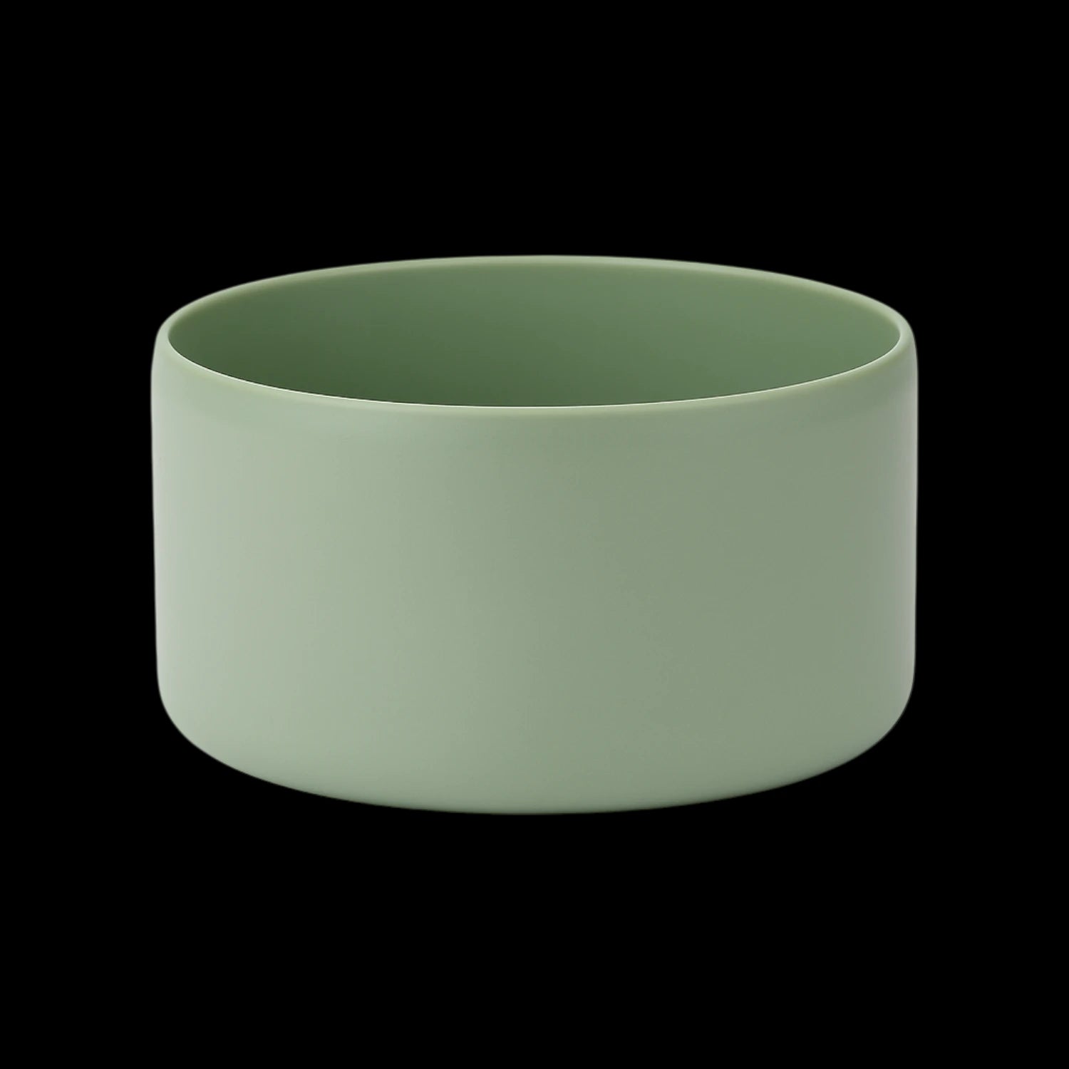 Protetor de Silicone M - by empório em cor verde, ideal para proteção e silêncio em copos e garrafas térmicas de 350 ml a 750 ml.