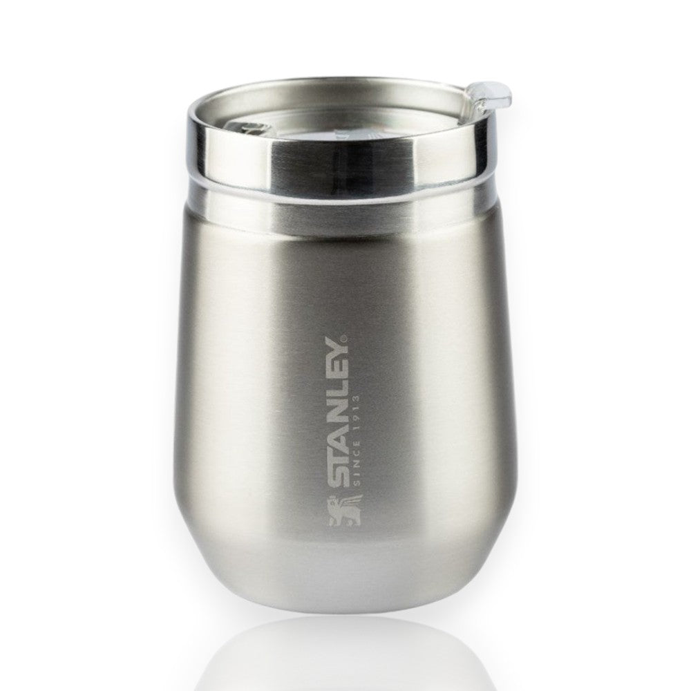 Copo Térmico Everyday Stanley | 296ML em aço inoxidável, mantém bebidas geladas por até 20 horas com gelo. Versátil e moderno.