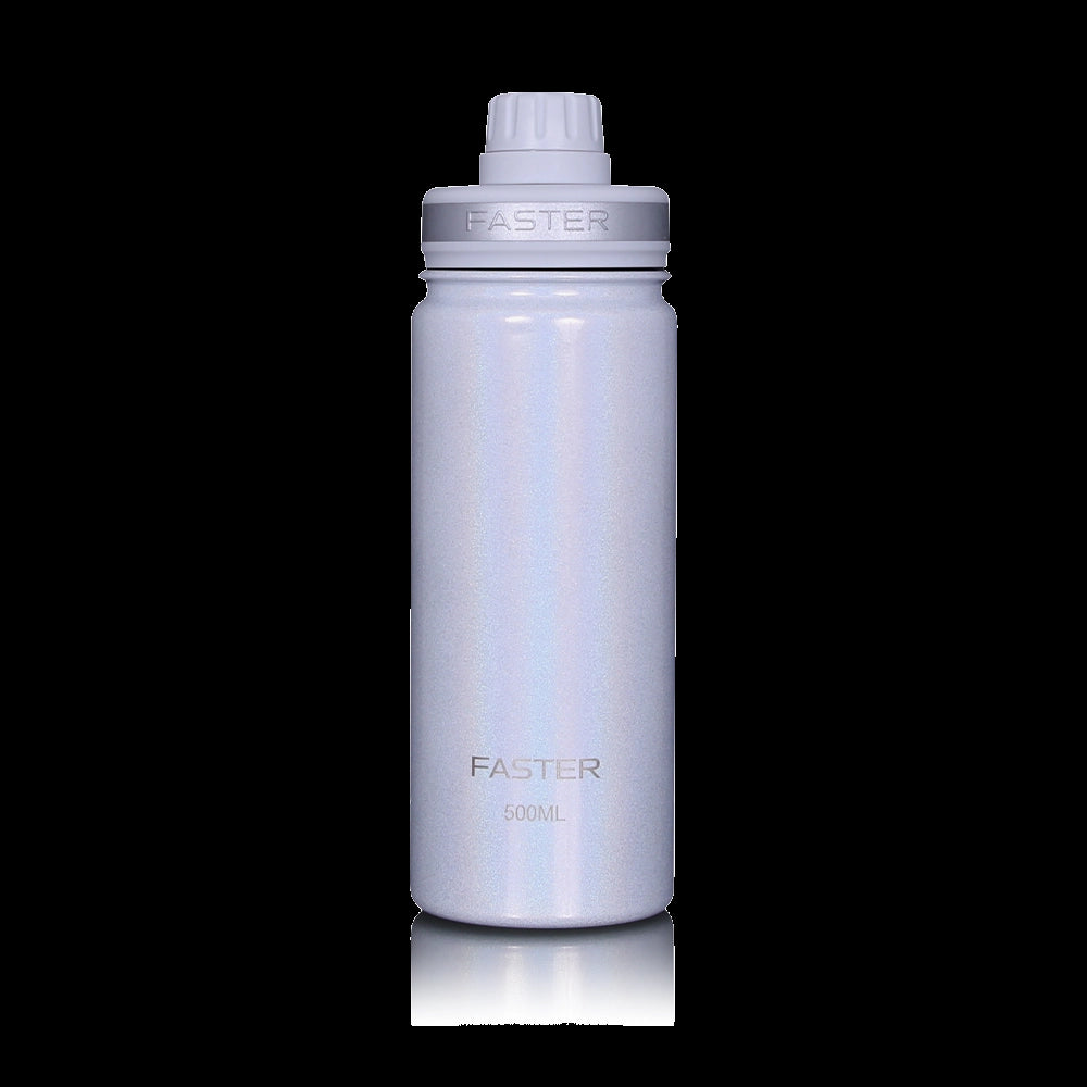 Garrafa Térmica Faster - 500ml branca com design moderno e sustentável, ideal para conservação de bebidas em viagens e academia.