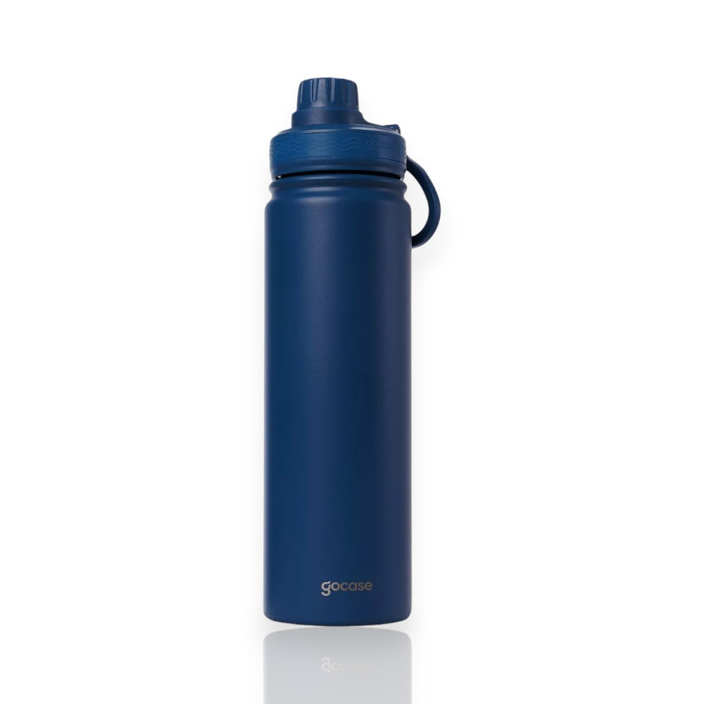 Garrafa Térmica Gocase Fresh - 650ml azul com alça embutida, bico rosqueável, feita de aço inoxidável 304, parede dupla isolada a vácuo.