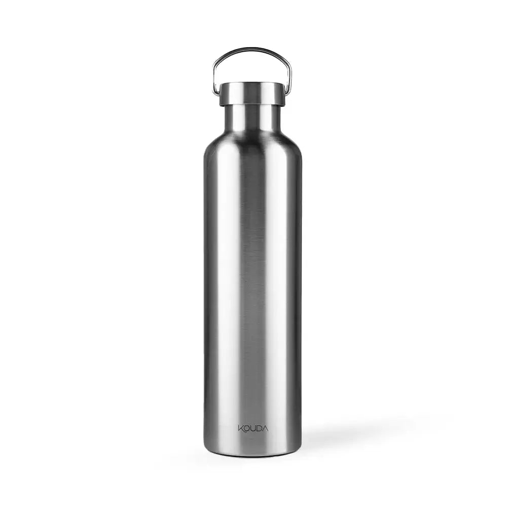 Garrafa Térmica Kouda Martial – 1000ml em aço inox escovado, mantém bebidas quentes por 12h e frias por 24h, design minimalista.