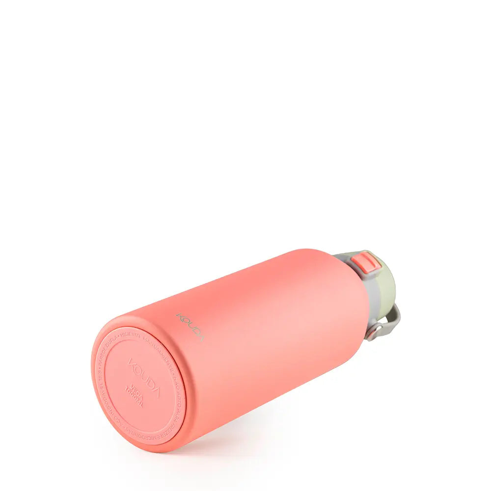 Garrafa Térmica Kouda Vega – 1000ml em cor rosa, ideal para hidratação prática e resistente.