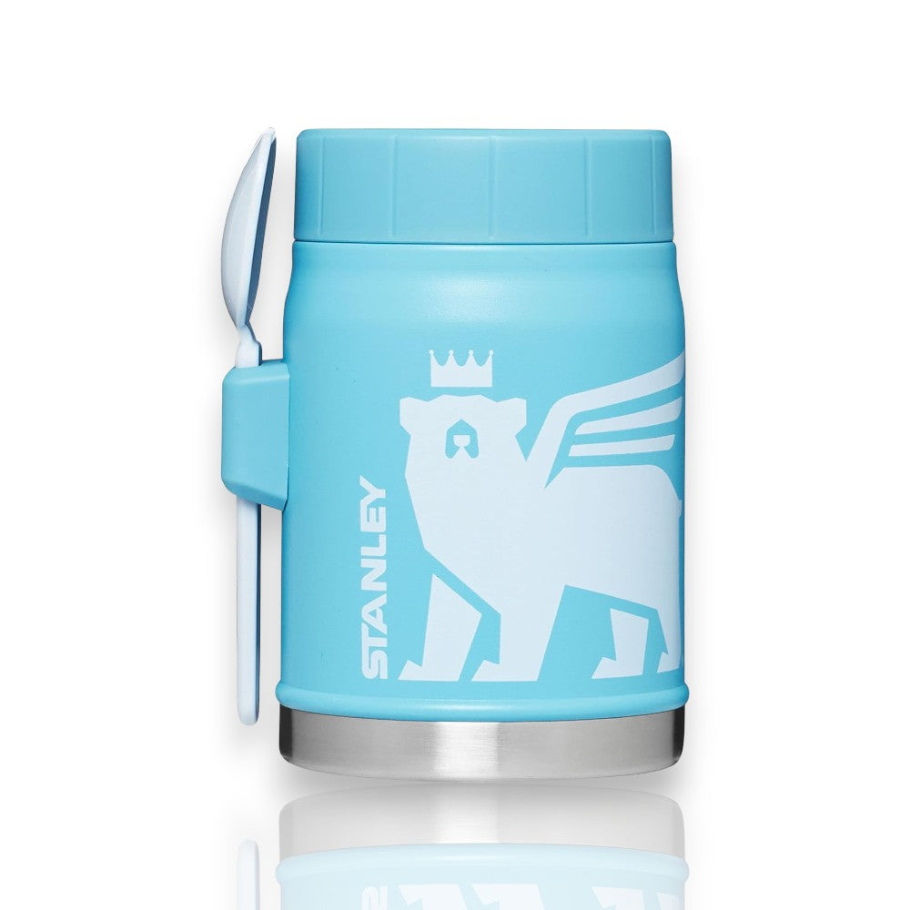 Pote Térmico Stanley Kids - 414ml azul com garfolher embutido e design seguro, ideal para manter alimentos à temperatura ideal.