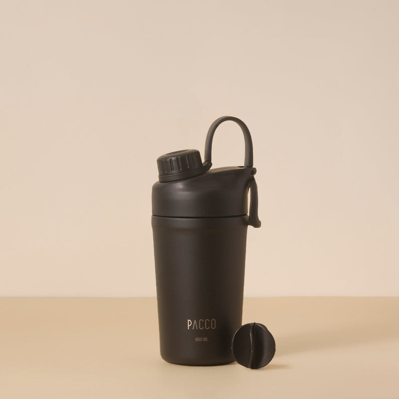 Copo Térmico PACCO Shaker 600ml com parede dupla em aço inoxidável, ideal para bebidas frias e quentes, eficiência em isolamento térmico.