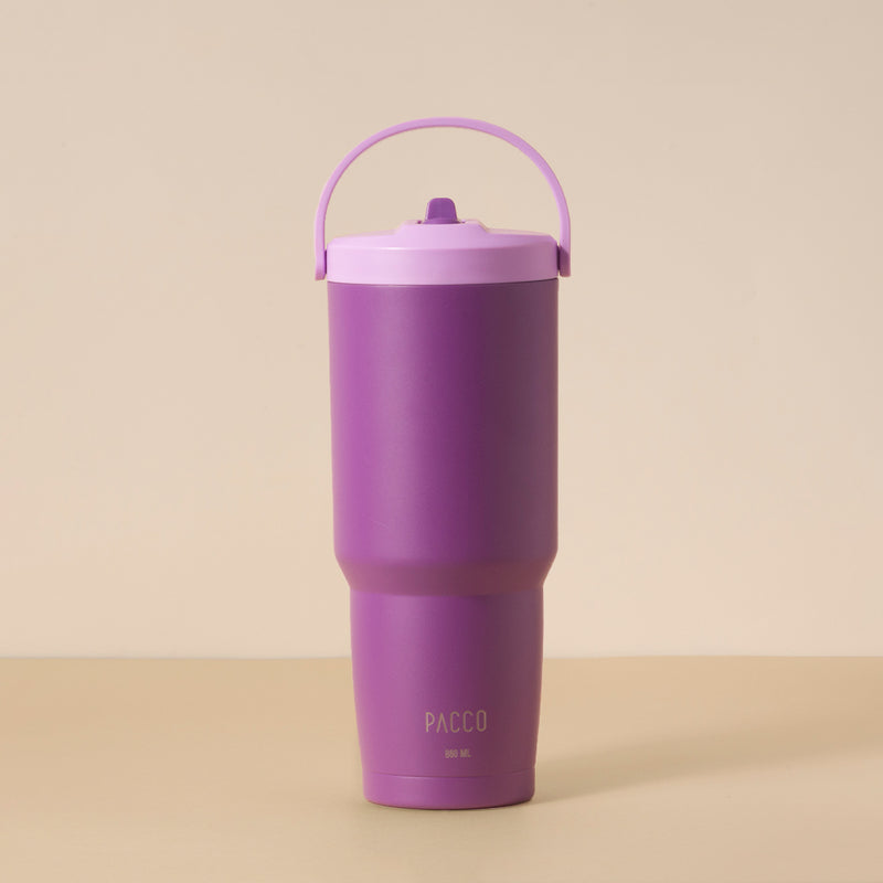 Copo Térmico PACCO SuperCup 880ml com design moderno, resistência a riscos e acabamento em roxo vibrante.