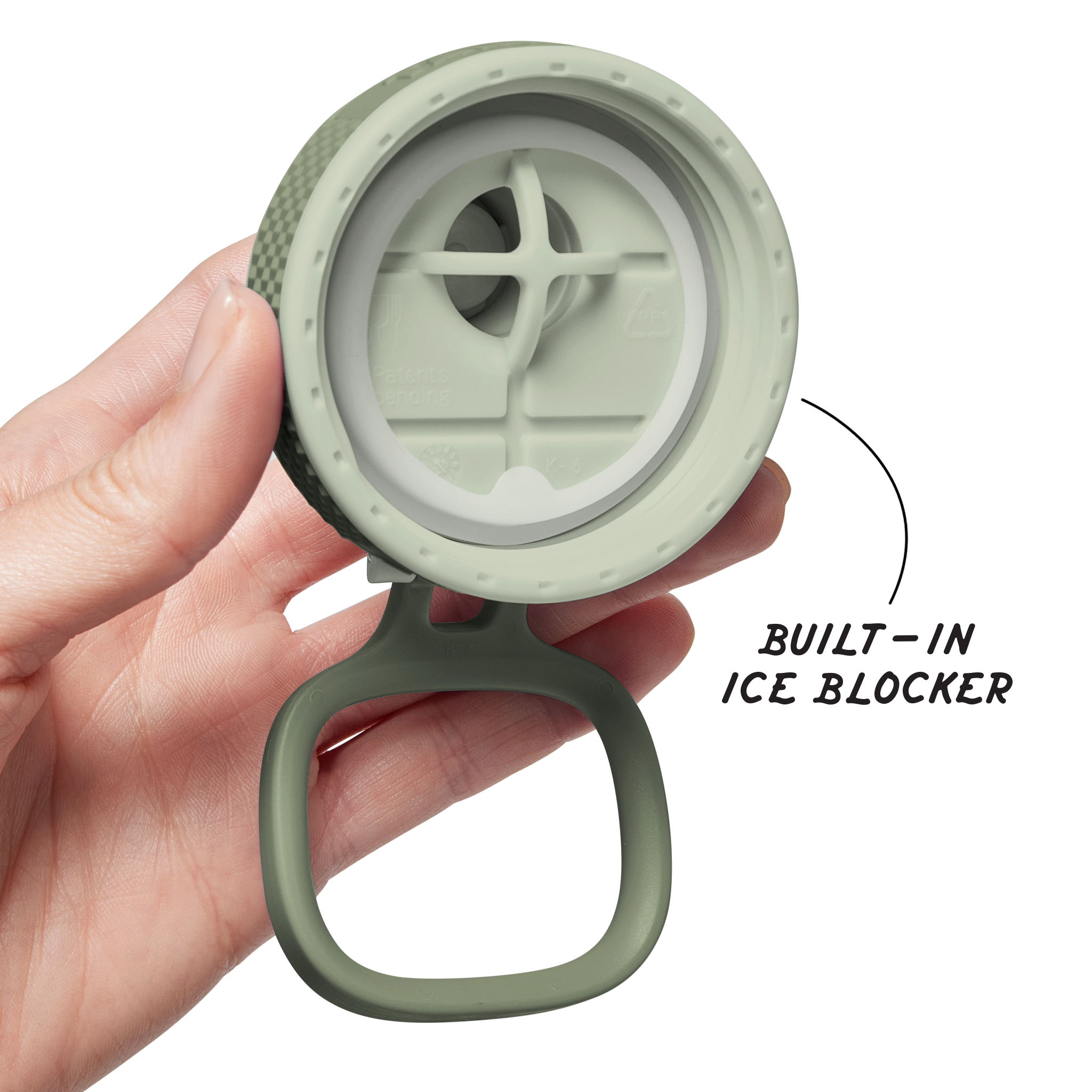 Tampa Spout Lid da Garrafa Térmica Takeya 650ml Sport com design ergonômico para uso em atividades esportivas ao ar livre.