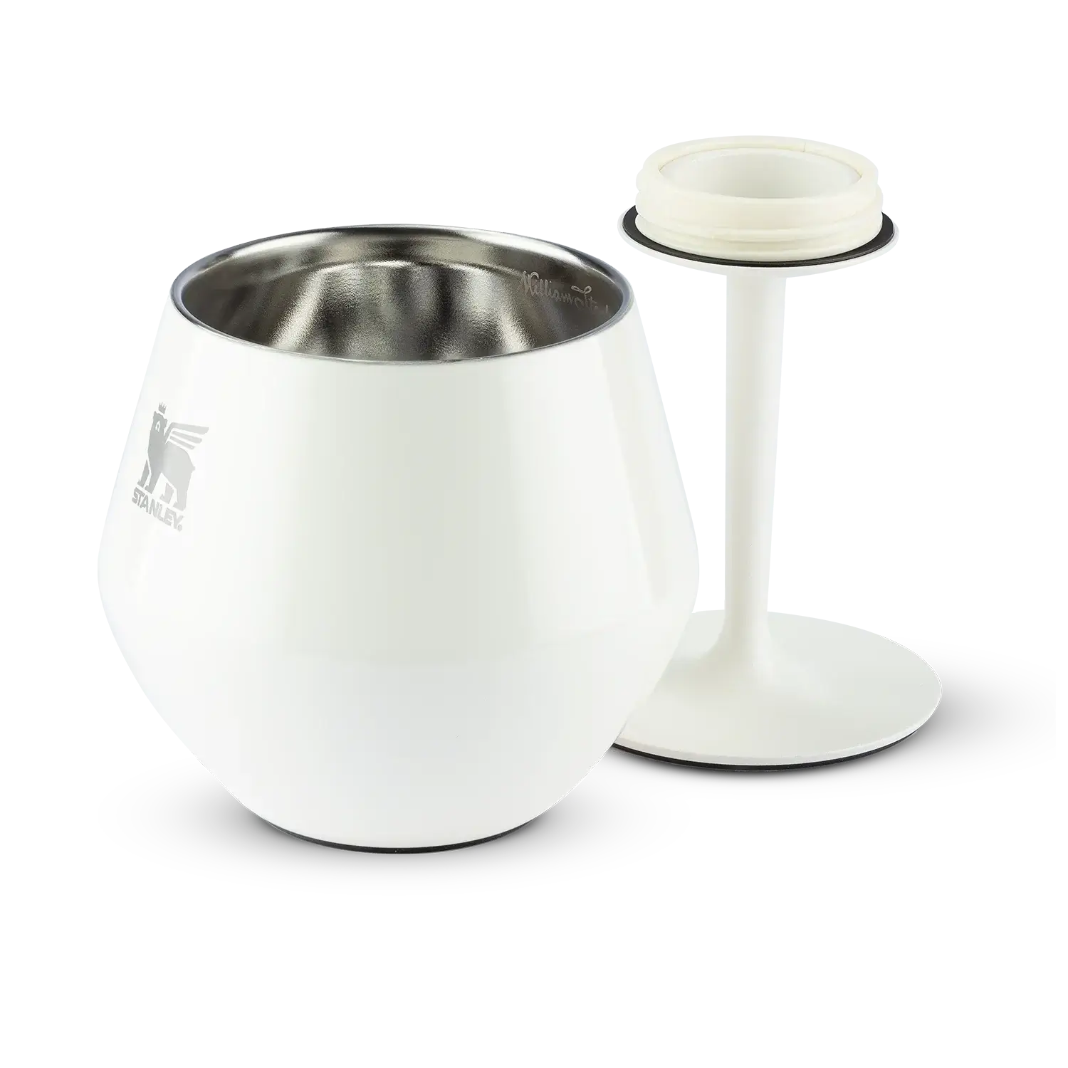 Taça Térmica Cocktail Glass Stanley 414ml branca com base elegante e isolamento a vácuo, ideal para coquetéis e drinques refrescantes.