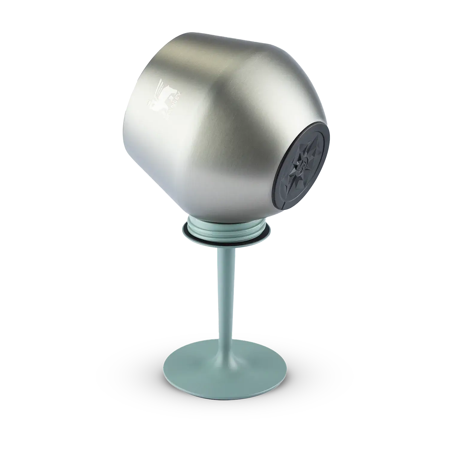 Taça Térmica Cocktail Glass Stanley 414ml em aço inoxidável com design sofisticado e isolamento a vácuo para bebidas.