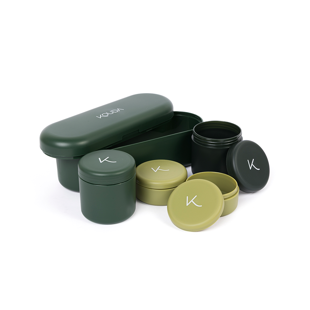 Conjunto de Porta Snacks Bento Petit - Kouda em tons de verde com tampas destacadas para organização prática de lanches e snacks.