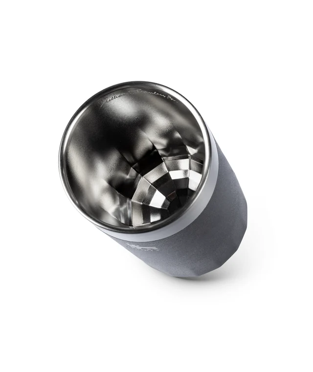 Copo prismático alto Stanley na cor Black Eclipse