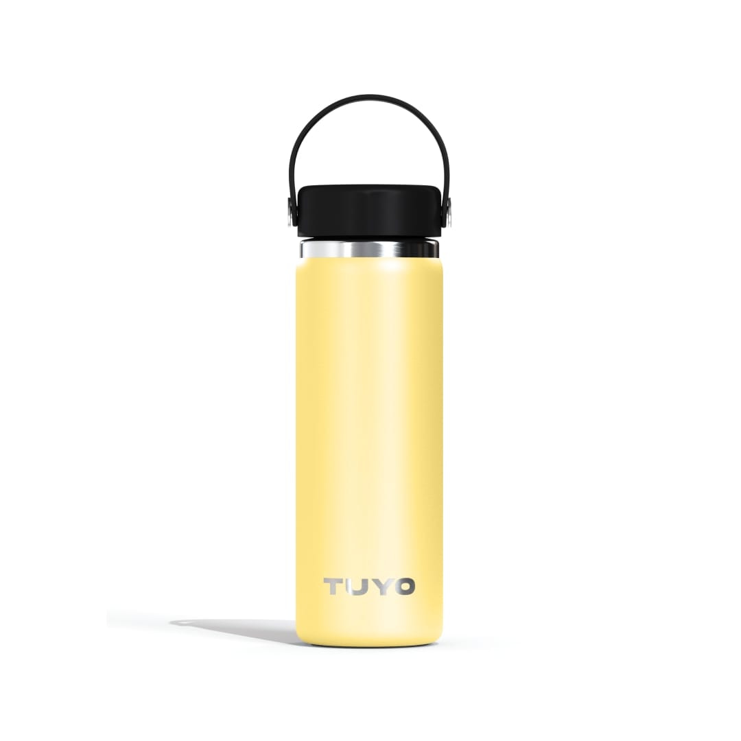 Garrafa Térmica Tuyo 600 ml Amarelo Manteiga, vista frontal com tampa fechada