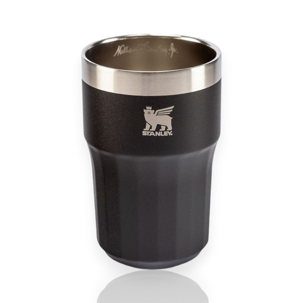 Copo Térmico Beer Tumbler Happy Hour Stanley - 384ml, design elegante e alto desempenho térmico, ideal para bebidas.