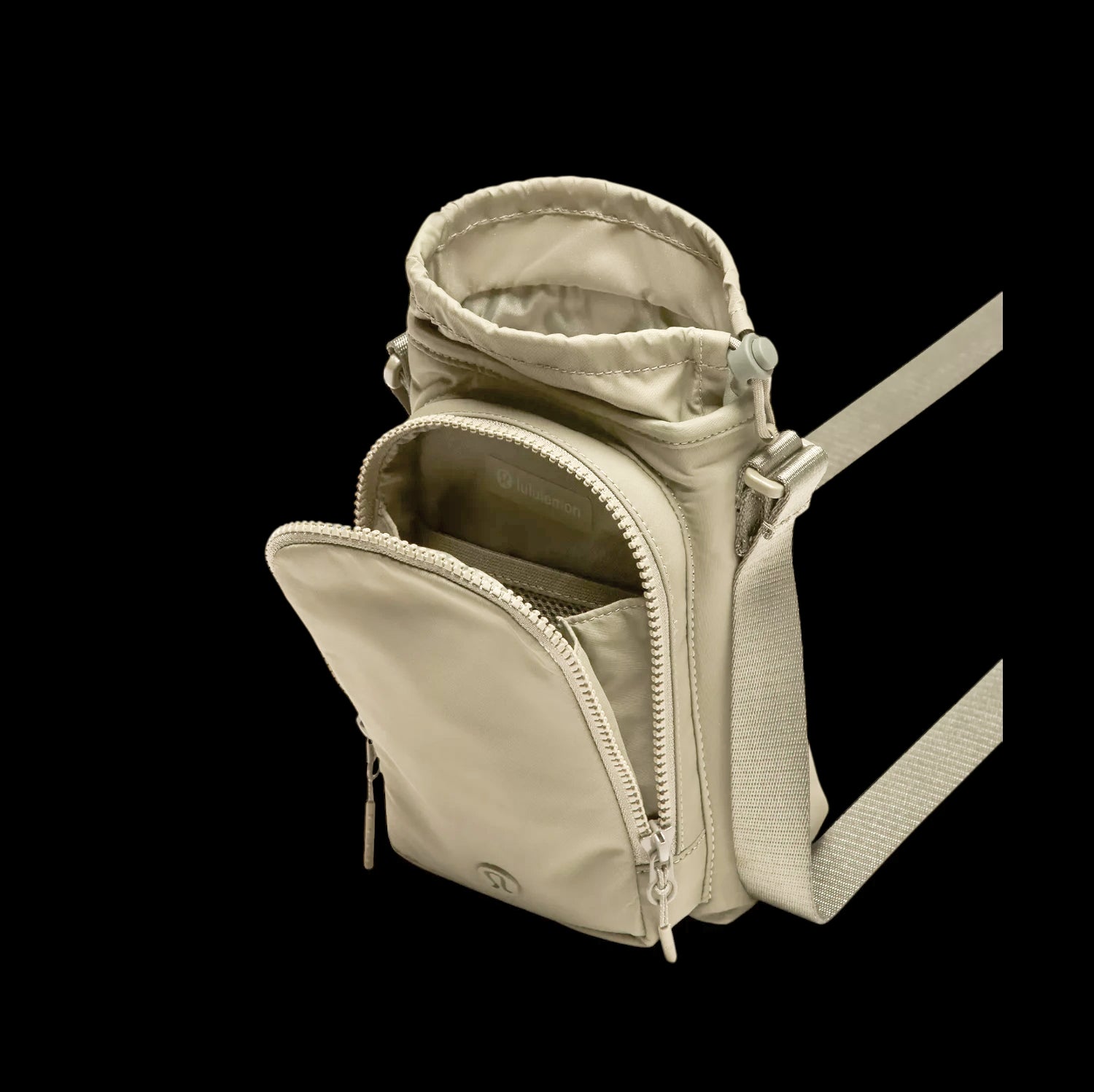 Bolsa para Garrafa Térmica - Cross Bottle Lululemon em cor neutra, compacta e funcional para transportar garrafas e pequenos objetos.