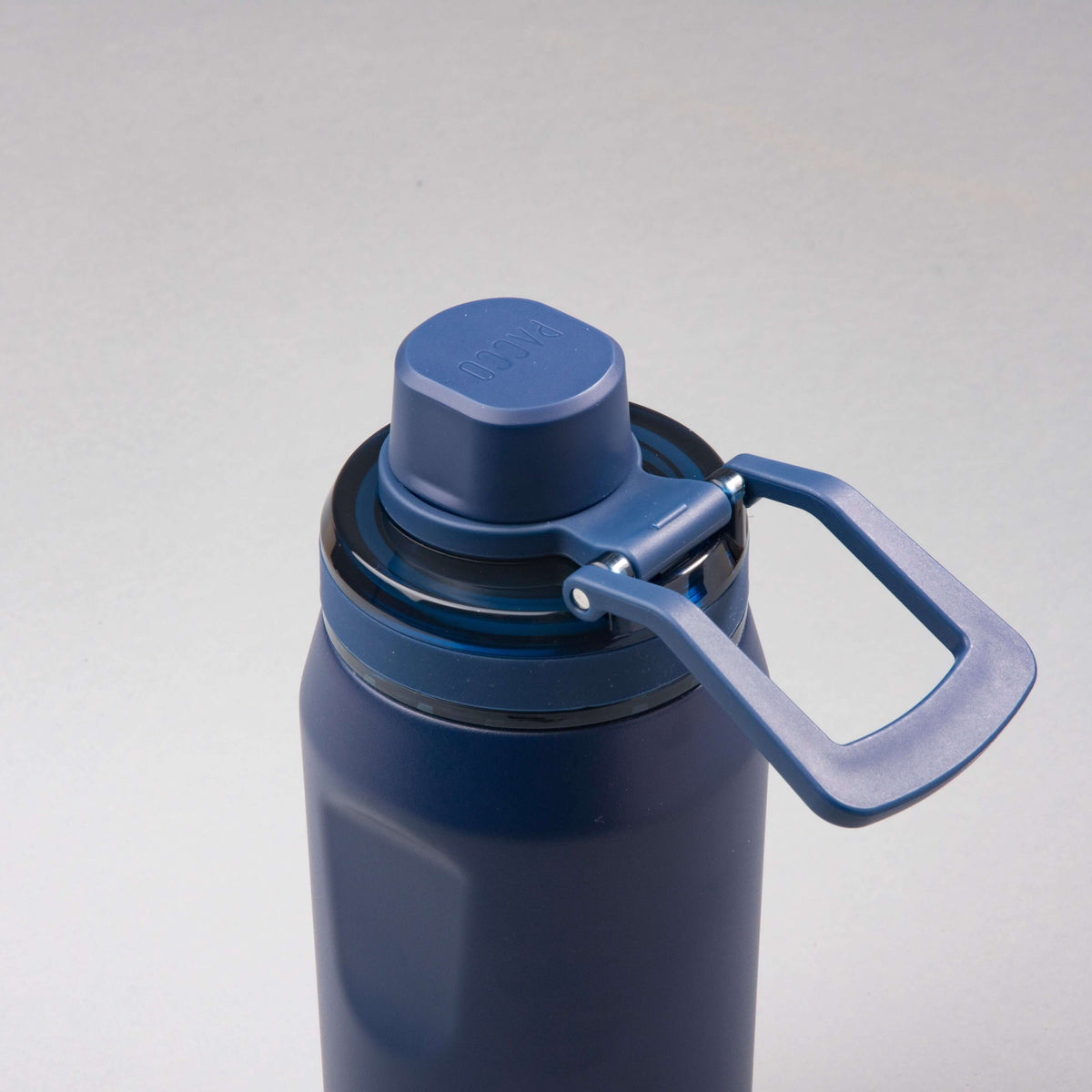 Garrafa Térmica PACCO Vyta 350ml azul, design moderno e tampa ergonômica em aço inox 18/10 para desempenho térmico superior.