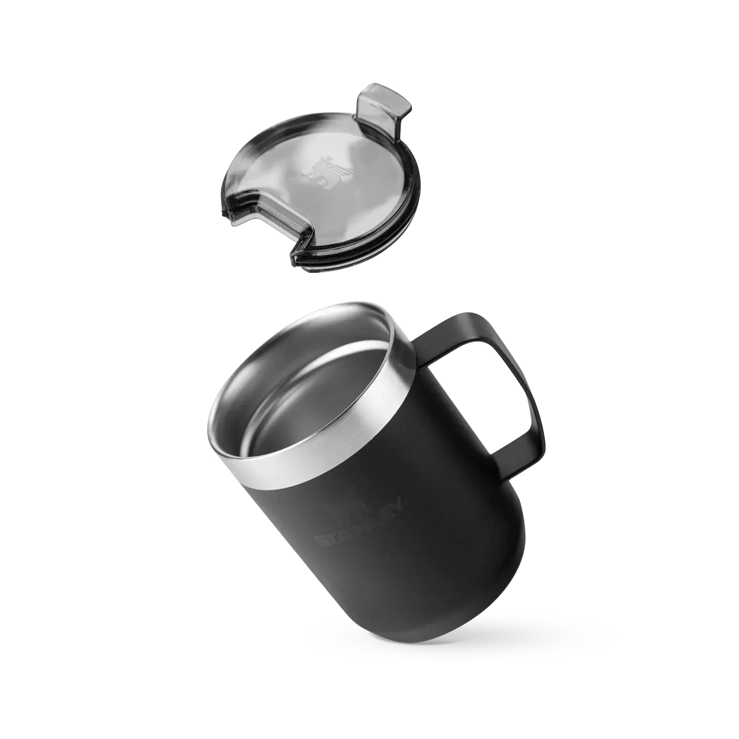 Caneca Camp Mug Stanley 236ml com isolamento a vácuo, design compacto e tampa removível