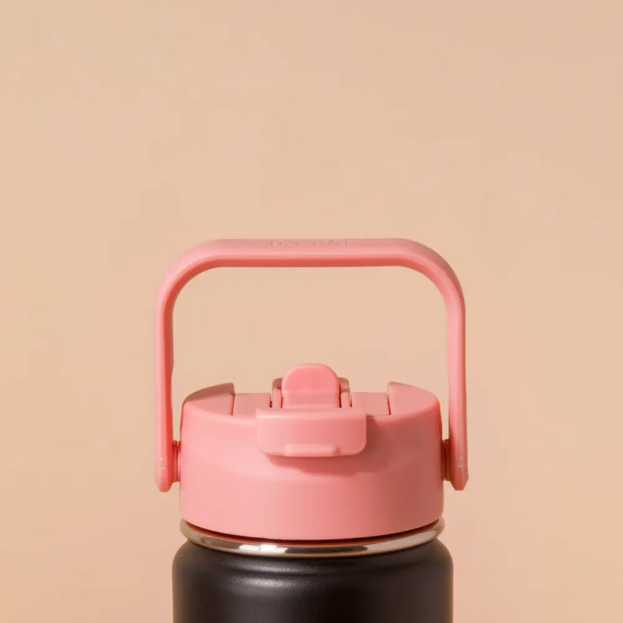 Tampa PACCO Duo com acabamento em rosa, ideal para manter a hidratação com prática tampa flip e canudo abre e fecha.