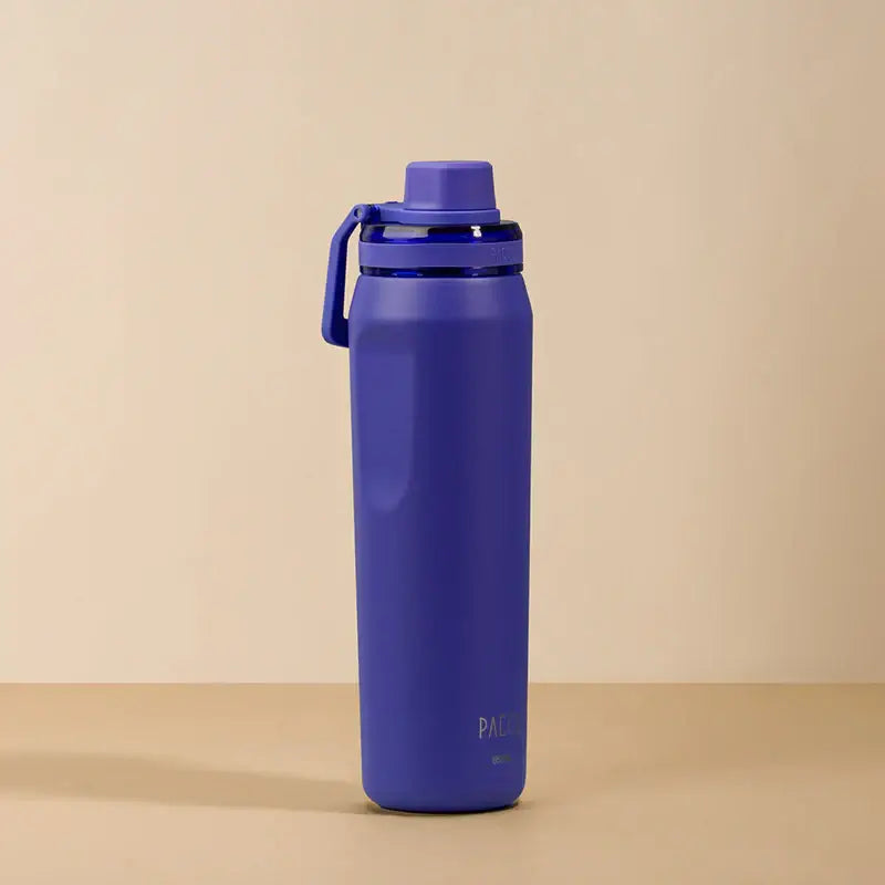Garrafa Térmica PACCO Vyta 650 ml Trust Blue, vista frontal com tampa fechada