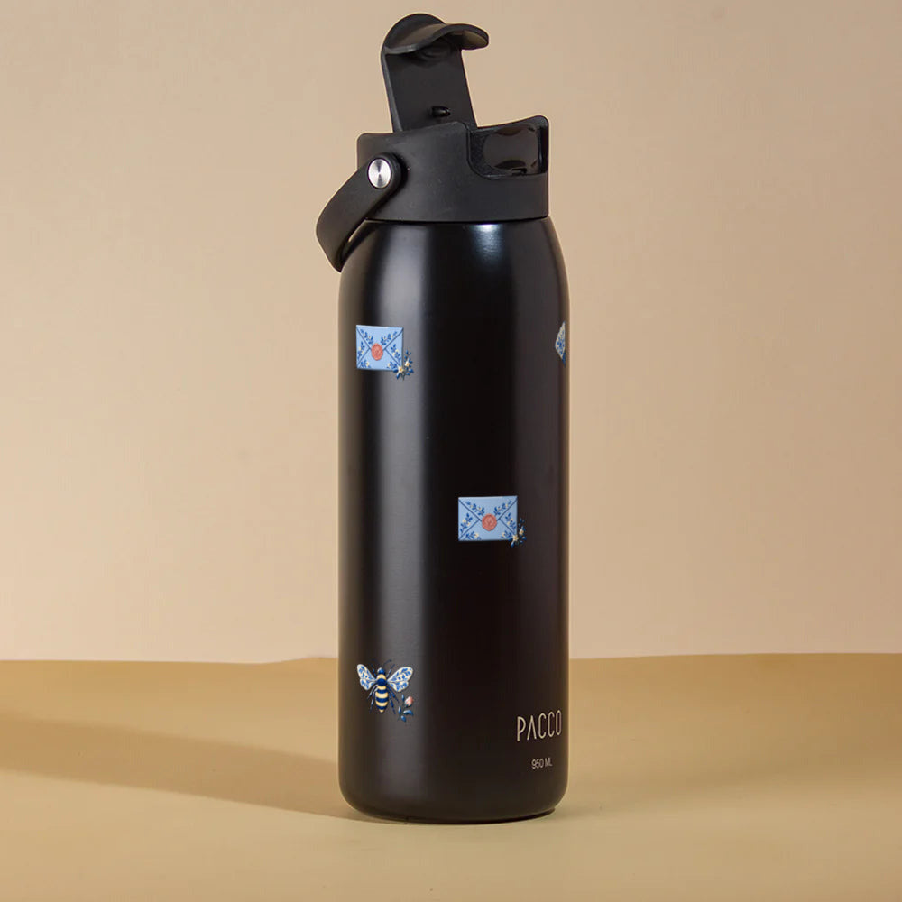 Garrafa Térmica PACCO Easy 950ml Porcelana Azul Preto, com a tampa aberta
