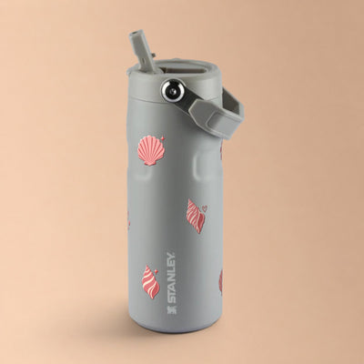 Garrafa Térmica Stanley Aerolight Flip Straw 473ml Ocean Blush Ash, com a tampa aberta