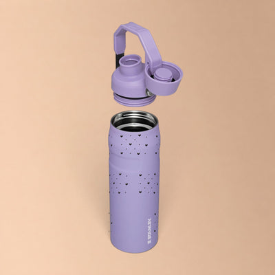 Garrafa Térmica Stanley Aerolight Fast Flow 710ml Corações Preta Lavender, com a tampa aberta