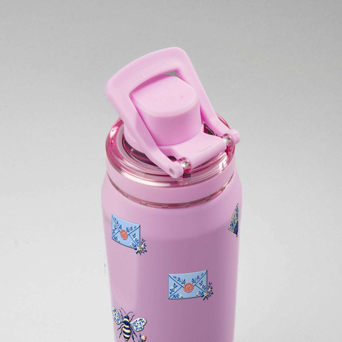 Garrafa Térmica PACCO Vyta 500ml Porcelana Azul Lilás, vista de cima com a alça levantada