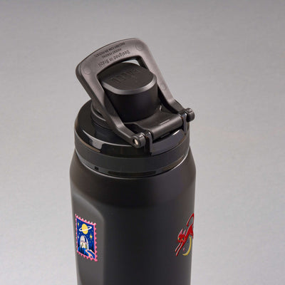 Garrafa Térmica PACCO Vyta 650ml After Hours Preta, vista de cima com a alça levantada