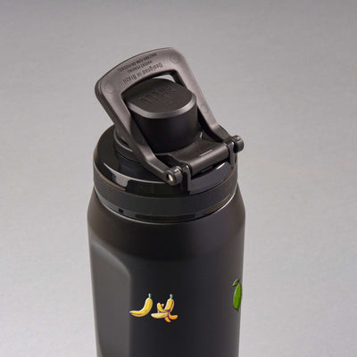Garrafa Térmica PACCO Vyta 650ml Frutas Preta, vista de cima com a alça levantada