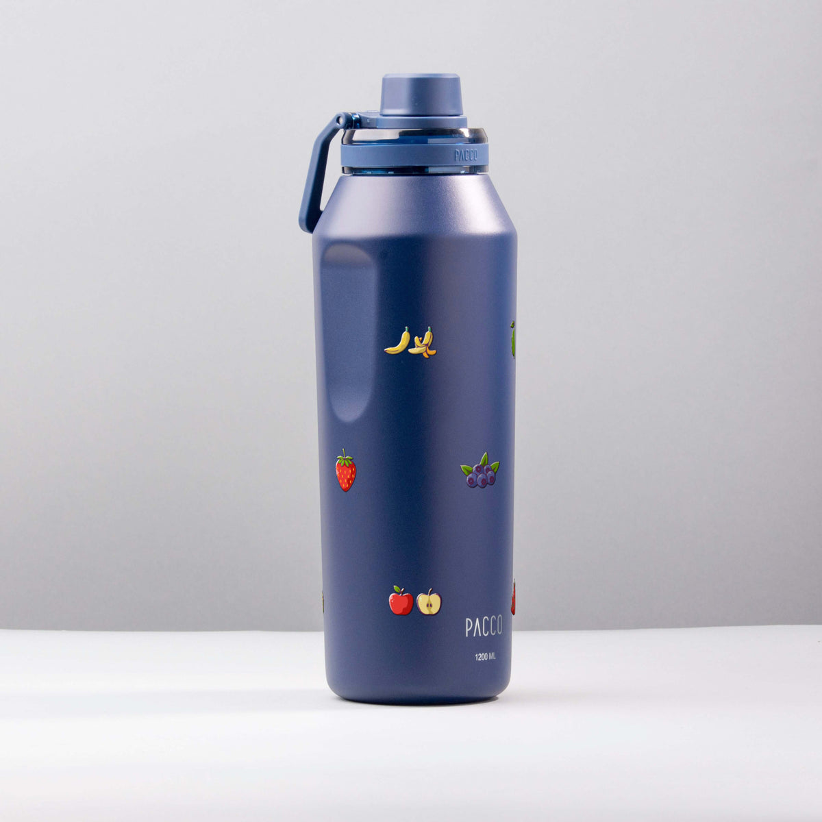 Garrafa Térmica PACCO Vyta 1200ml Frutas Marinho, foto de estúdio