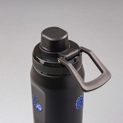 Garrafa Térmica PACCO Vyta 650ml Porcelana de Coalas Preta, vista de cima com a alça de lado
