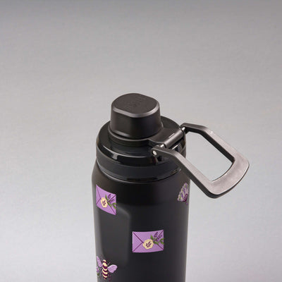 Garrafa Térmica PACCO Vyta 500ml Lavanda Botânica Preta, vista de cima com a alça de lado