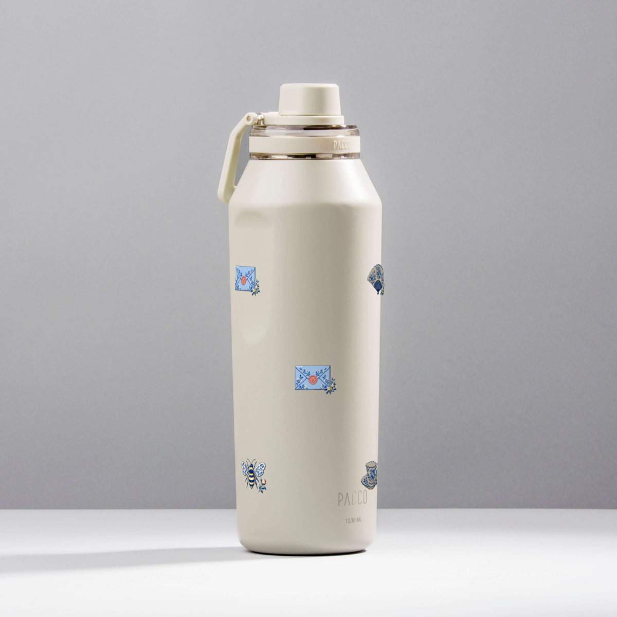 Garrafa Térmica PACCO Vyta 1200ml Porcelana Azul Creme, foto de estúdio