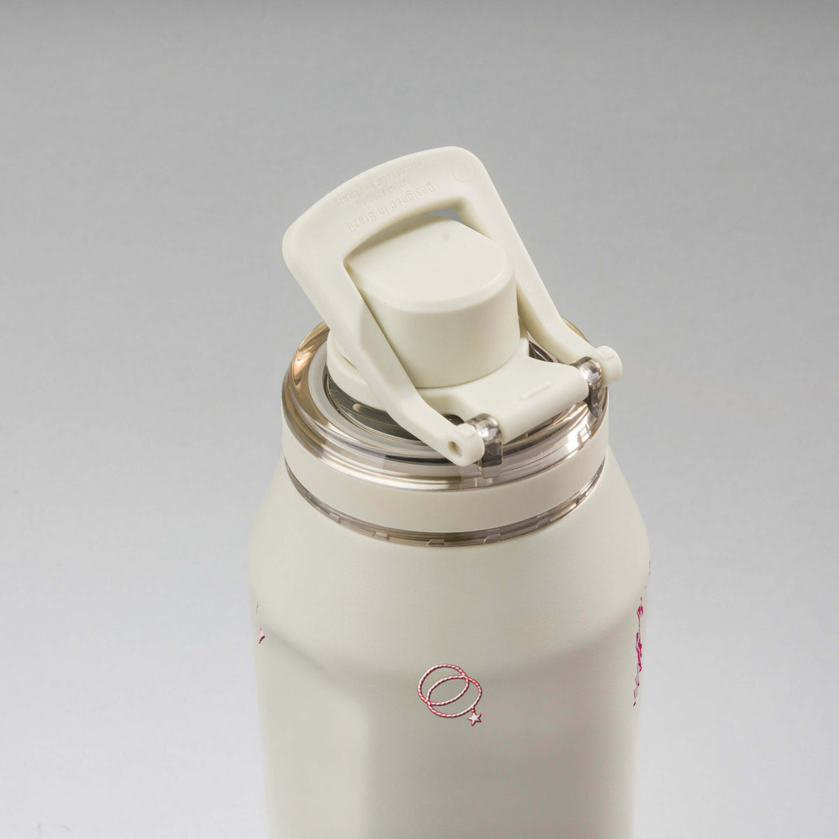Garrafa Térmica PACCO Vyta 950ml Country Rosa Creme, vista de cima com a alça levantada