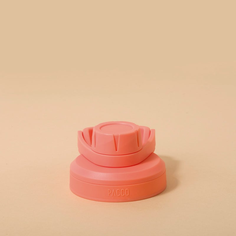 Tampa PACCO Stiff em polipropileno com vedação de silicone, garantindo estilo e praticidade sem vazamentos.