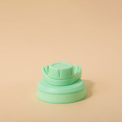 Tampa PACCO Stiff verde clara, vedação hermética e funcionalidade máxima, ideal para transporte seguro de garrafas sem vazamentos.