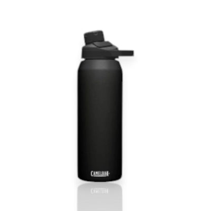 Garrafa Térmica Camelbak Chute Mag - 1000ml, preta, com bico ergonômico e tampa magnética à prova de vazamentos.