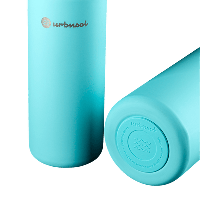 Garrafa Térmica Urbnsol 1,18L - Core e Waves em inox azul, conserva bebidas quentes por até 12h e frias por até 24h.