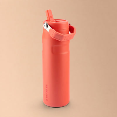 Garrafa Térmica Aerolight Flip Straw Stanley 710ml