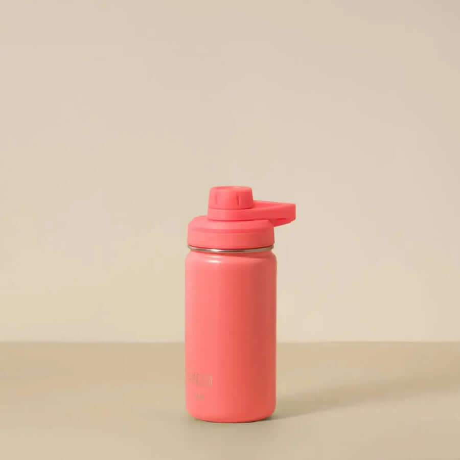 Garrafa Térmica PACCO Hydrav2 350ml em rosa, mantém bebidas frias por 24h e quentes por 12h com design compacto e eficiência térmica.