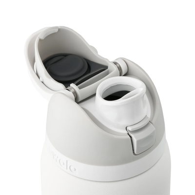 Detalhe da tampa da Garrafa Térmica Owala FreeSip - 946ml | 32oz com bico patenteado FreeSip™ e design inteligente.
