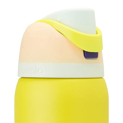 Garrafa Térmica Owala FreeSip - 946ml | 32oz com design inteligente e bico patenteado. Detalhe da tampa inovadora e colorida.