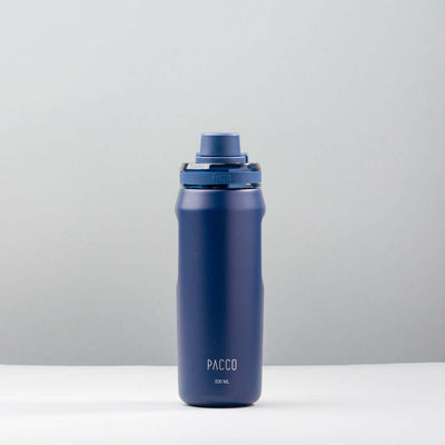 Garrafa Térmica PACCO Vyta 500ml em aço inoxidável, azul elegante, com isolamento a vácuo para manter bebidas frias ou quentes.