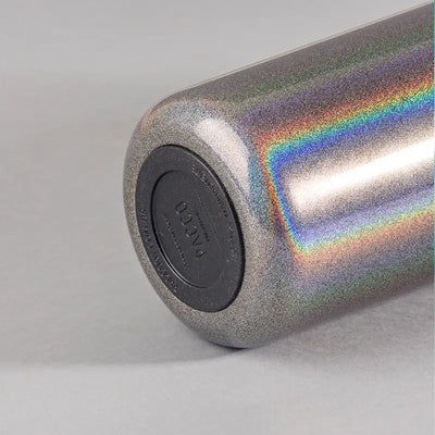 Base da Garrafa Térmica Vyta 500ml PACCO | PEDRAS PRECIOSAS com acabamento iridescente em aço inox 18/10. Alta conservação térmica.